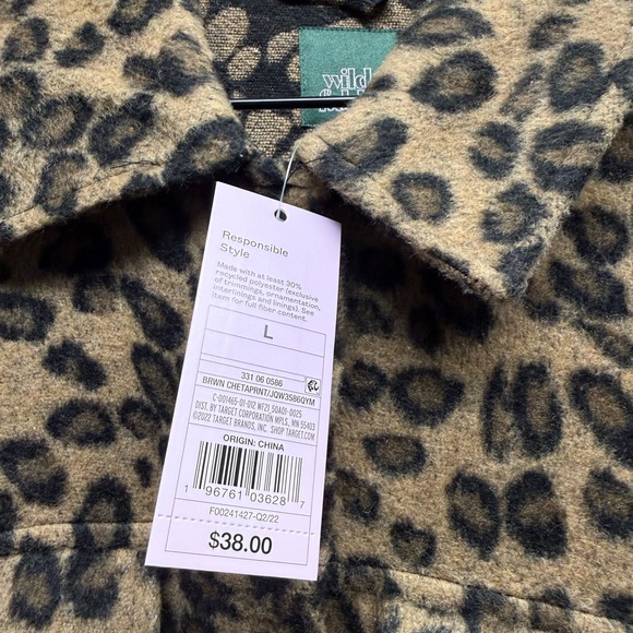 Leopard Print Button-Up Shacket - Picture 2 of 4